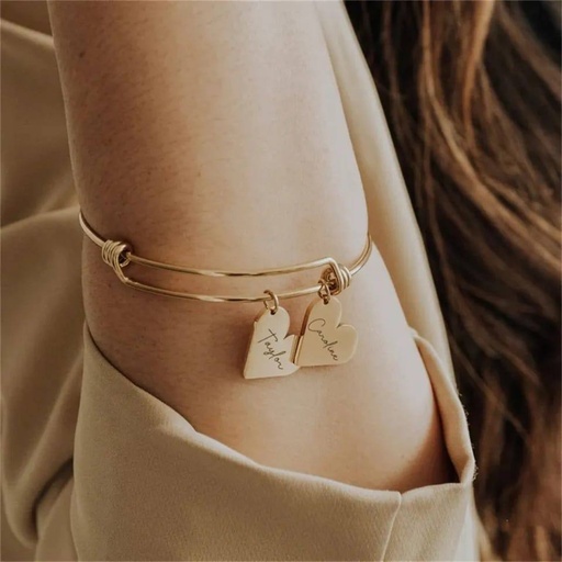 Adjustable family & friends heart-plate personalised bracelet